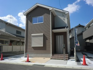 岡山市南区南輝1丁目2号棟